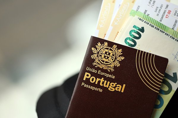 Top tips for securing a portuguese d8 visa as a digital nomad